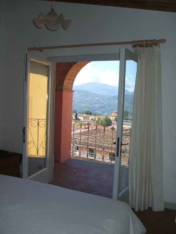 Nel Cielo... Di Barga Otel Oda fotoğraf